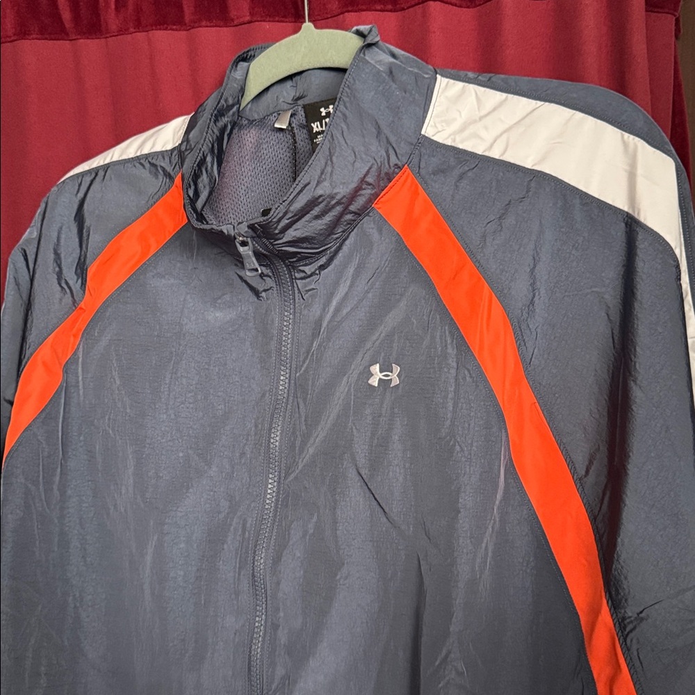 New Under Armour light weight jacket, size XL